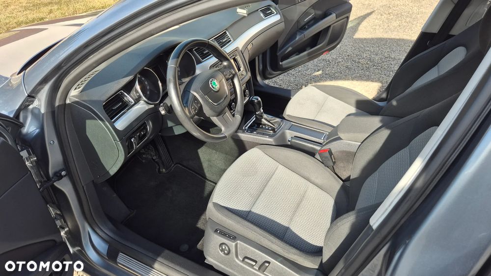 Skoda Superb 2.0 TDI DSG Exclusive - 12
