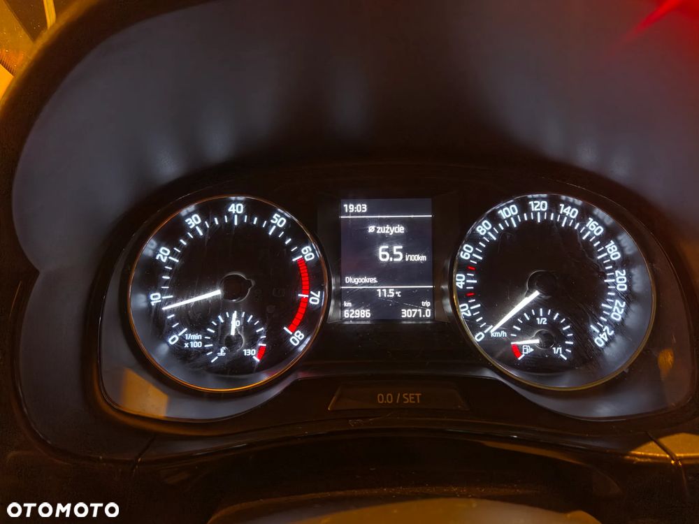 Skoda Fabia 1.2 TSI Ambition - 19