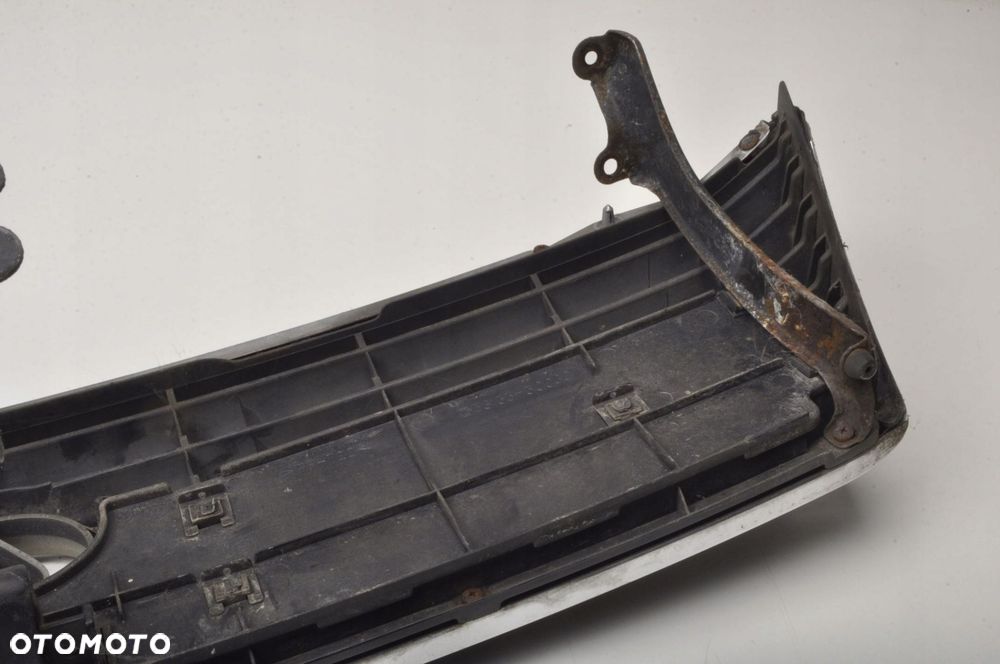 LEXUS LS II ATRAPA GRILL 53155-50030 - 10
