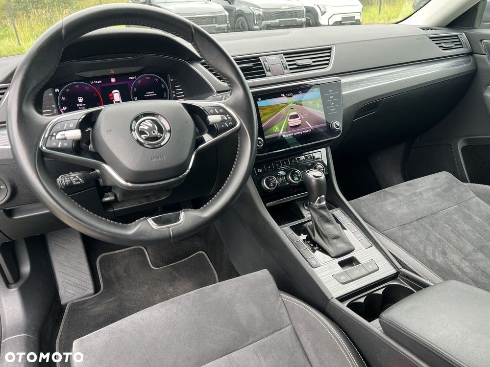Skoda Superb 2.0 TDI SCR Style DSG - 30