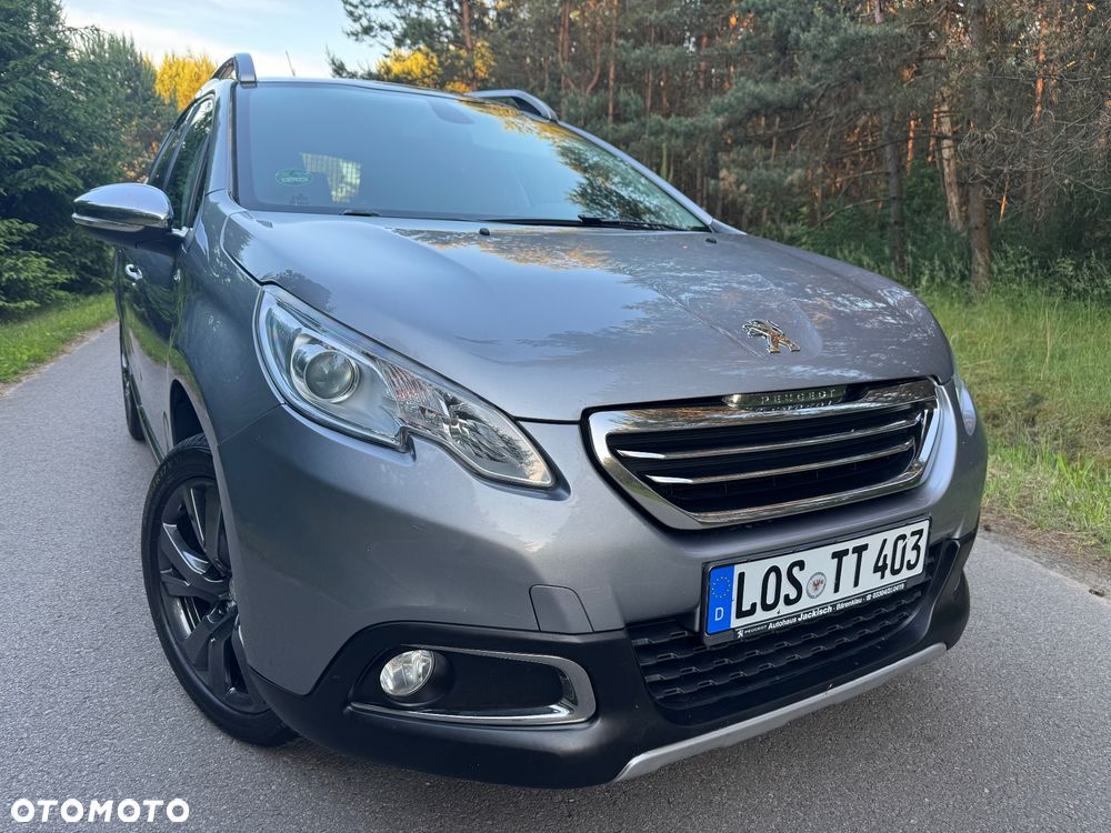 Peugeot 2008 1.6 BlueHDi Allure S&S - 21