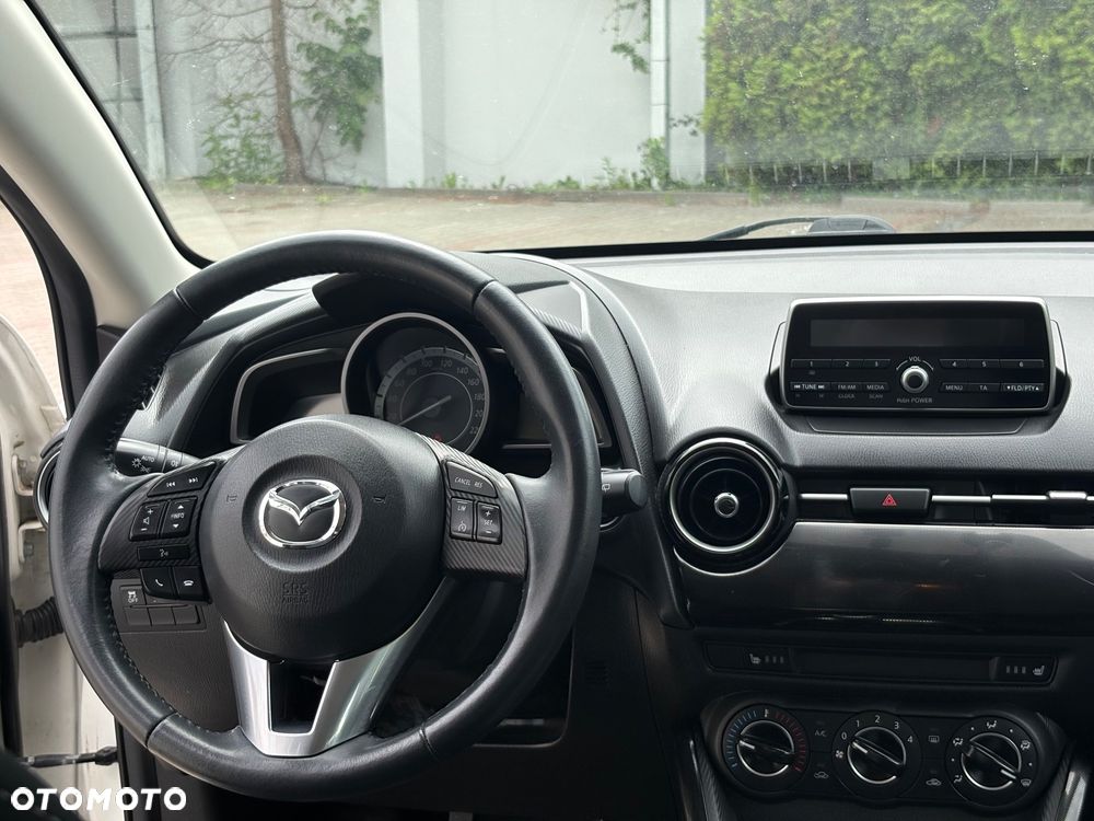 Mazda 2 SKYACTIV-G 90 Homura - 11