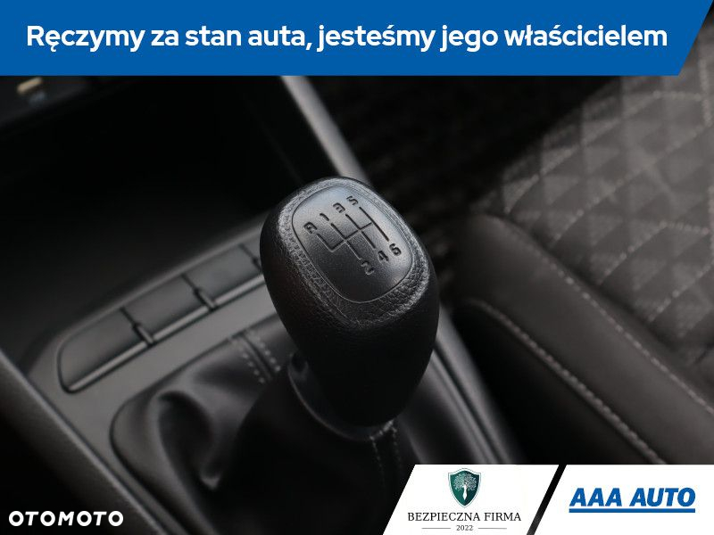 Kia Rio - 16