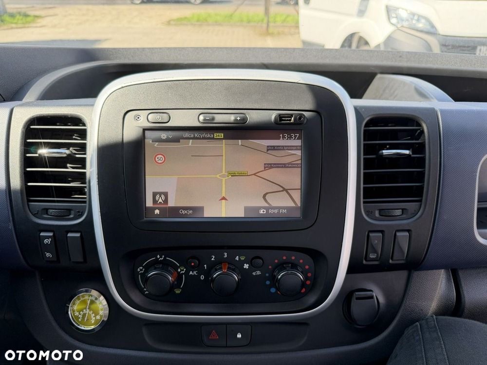Opel Vivaro - 16