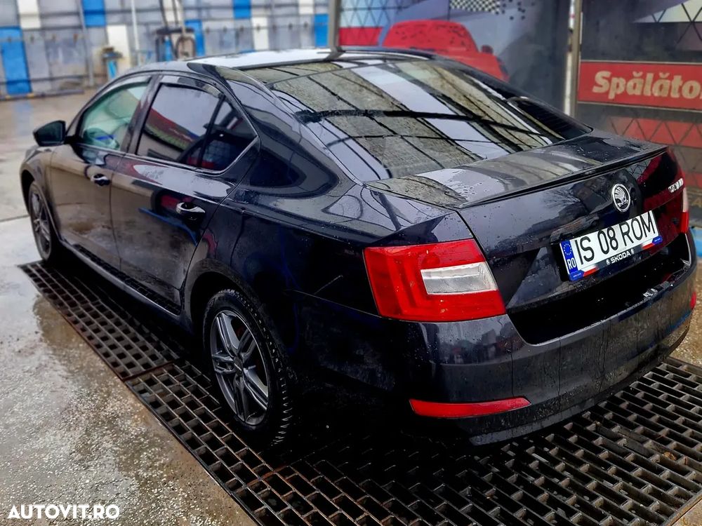 Skoda Octavia 1.6 TDI ELEGANCE - 5