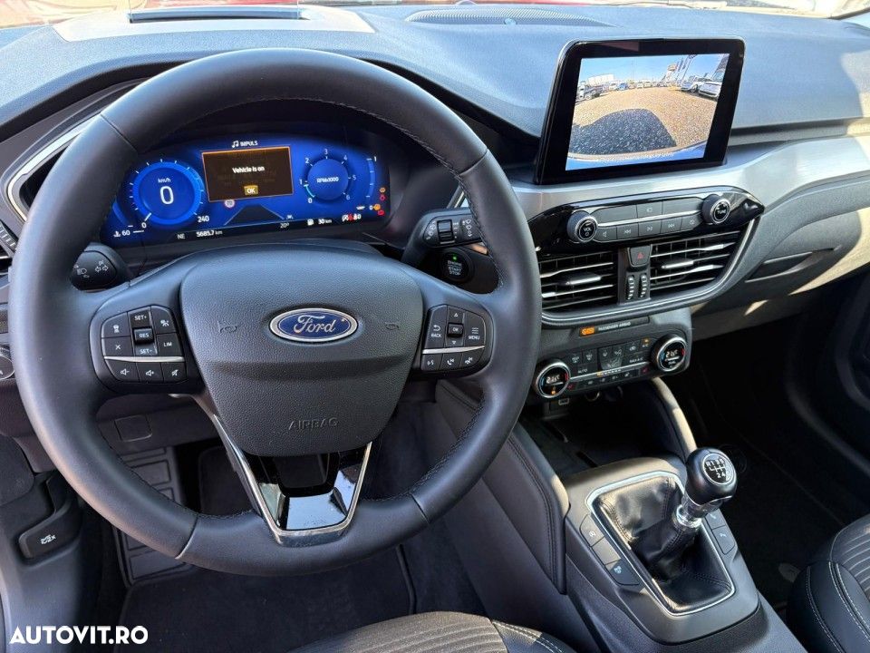 Ford Kuga - 9
