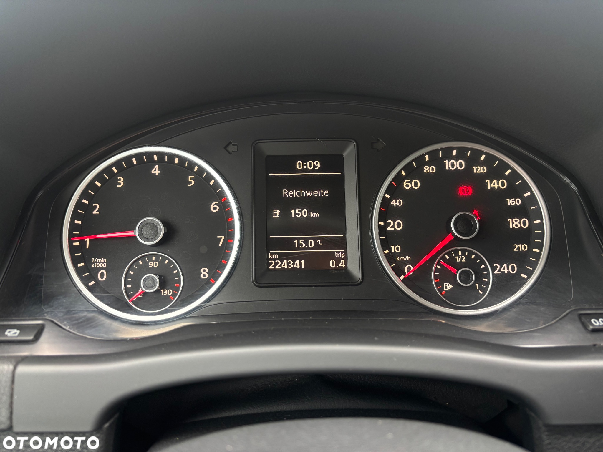 Volkswagen Tiguan 1.4 TSI Trend&Fun - 12