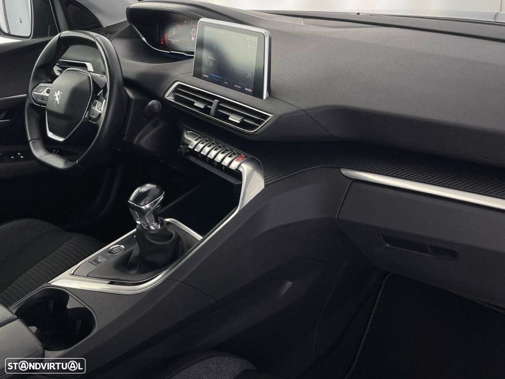 Peugeot 3008 1.2 PureTech Active Pack - 24