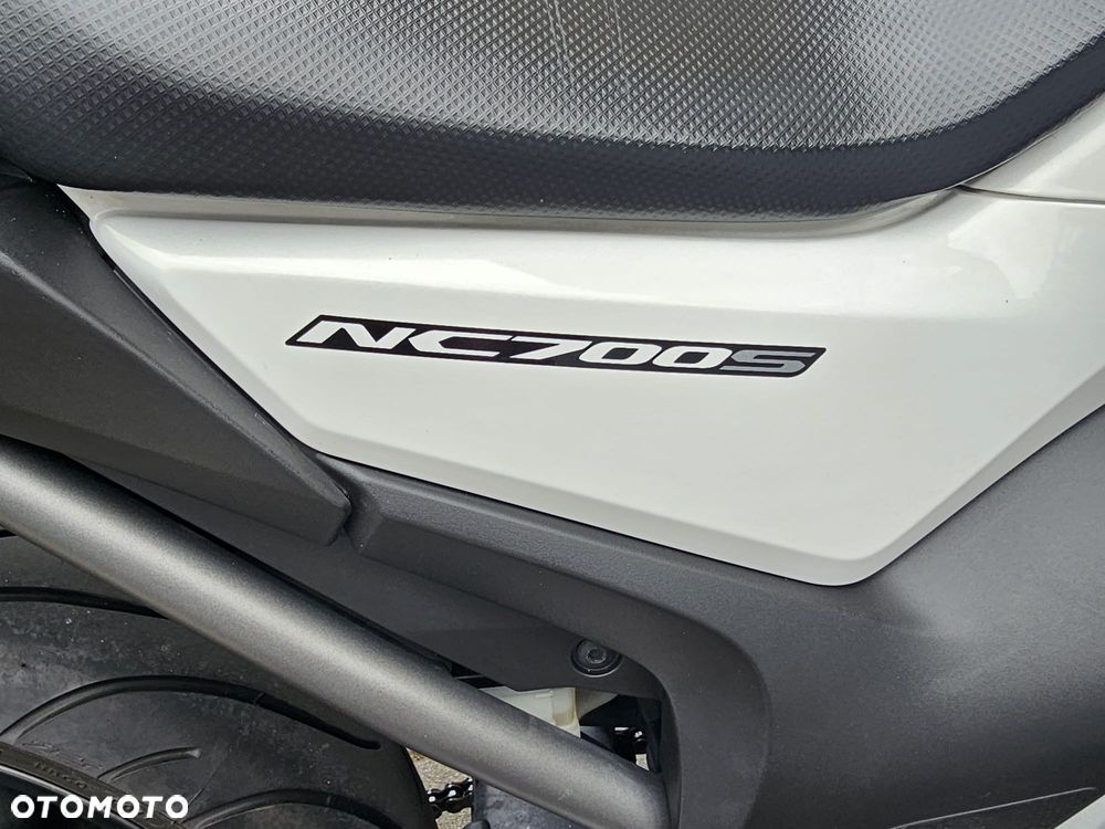 Honda NC - 20