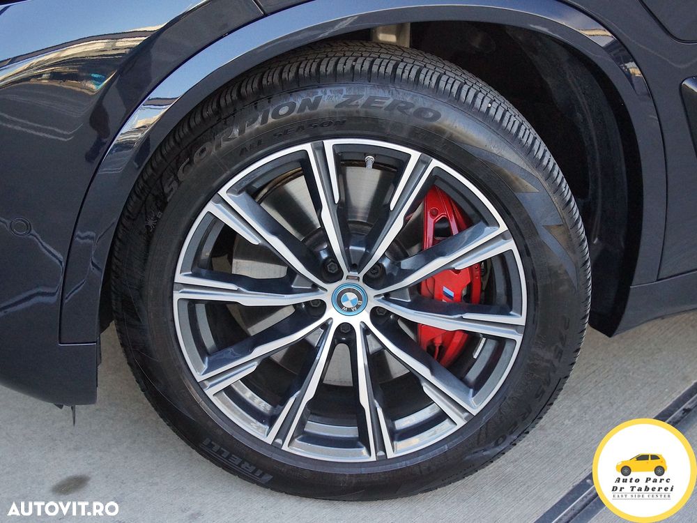 BMW X5 xDrive50e - 37