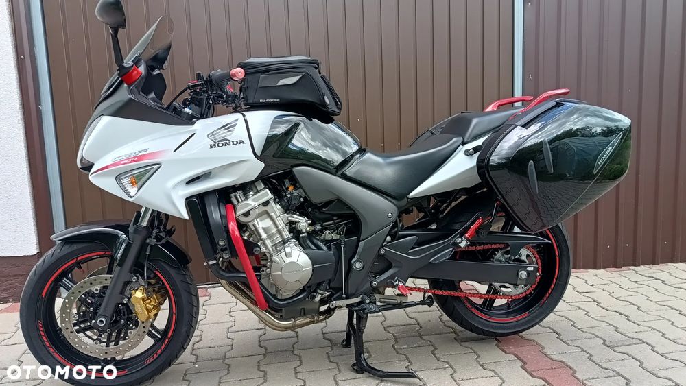 Honda CBF - 22