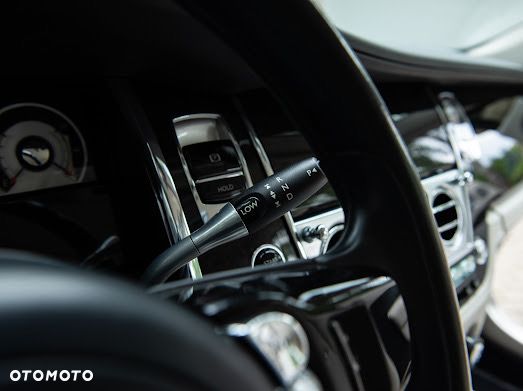 Rolls-Royce Wraith - 35