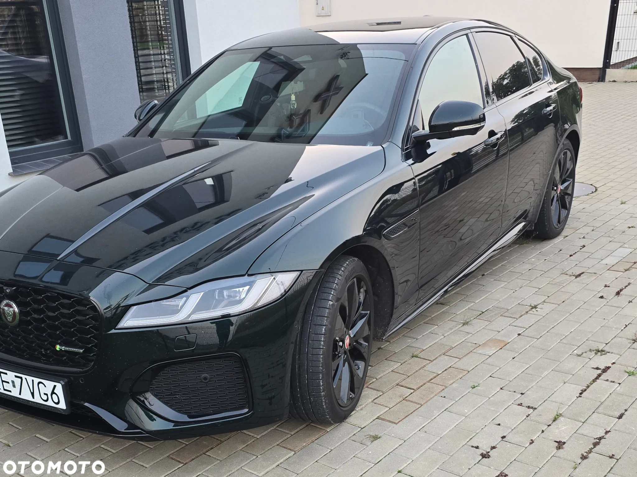 Jaguar XF 2.0 P250 R-Dynamic Black - 7