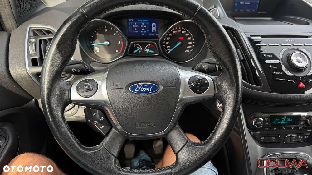 Ford Kuga 2.0 TDCi FWD Titanium Plus - 19