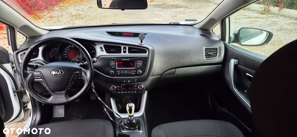 Kia Ceed - 20