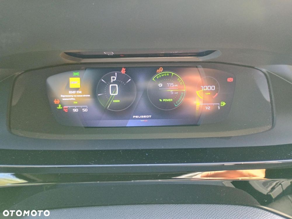 Peugeot 408 - 14
