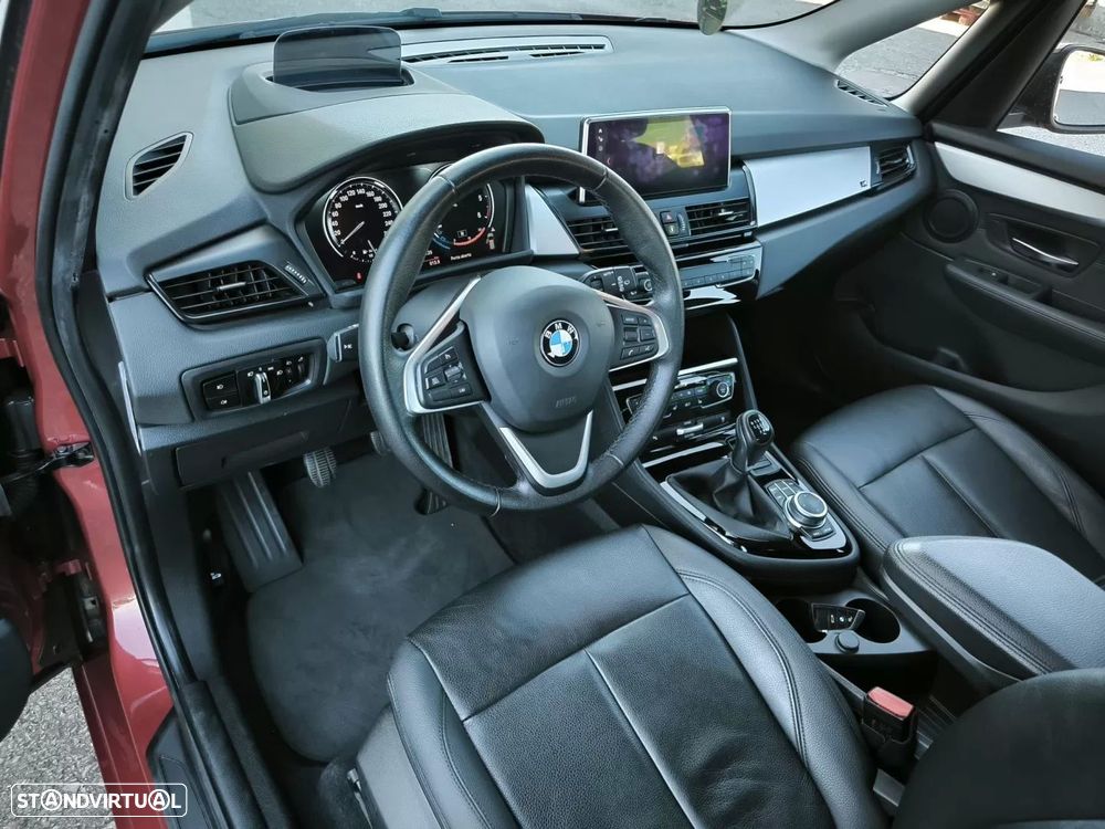 BMW 216 Active Tourer d Line Luxury - 22
