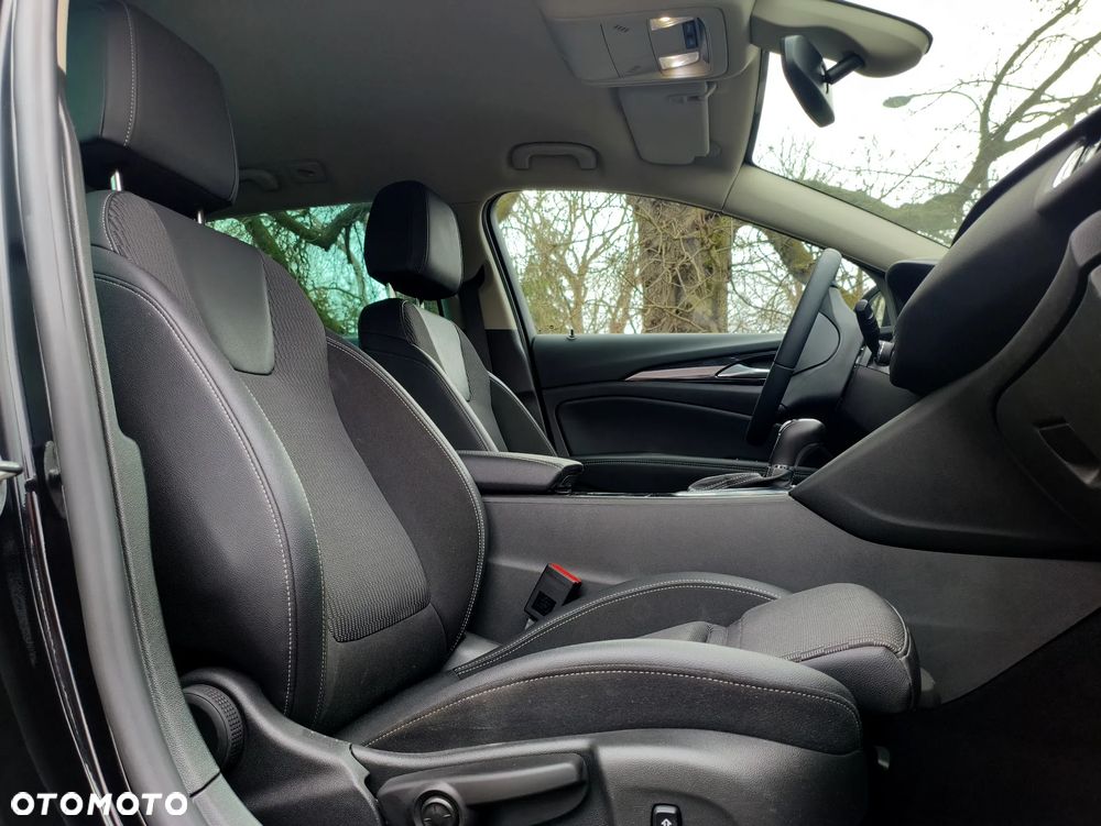 Opel Insignia 2.0 BiTurbo 4x4 Innovation - 6