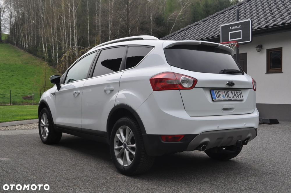 Ford Kuga 2.0 TDCi 2x4 Titanium - 17