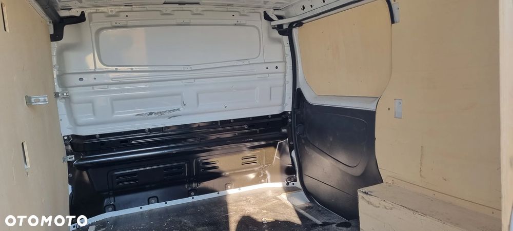 Renault Trafic - 8