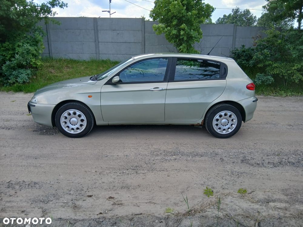 Alfa Romeo 147 1.6 Twin Spark Impression - 1