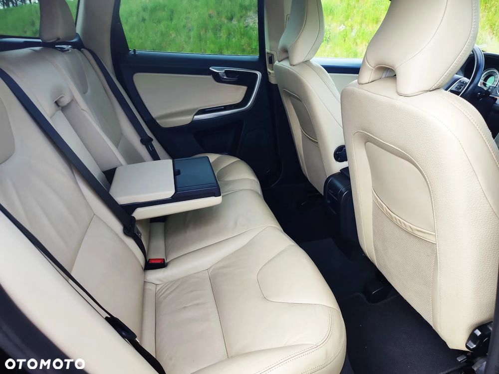 Volvo XC 60 D3 Summum - 30