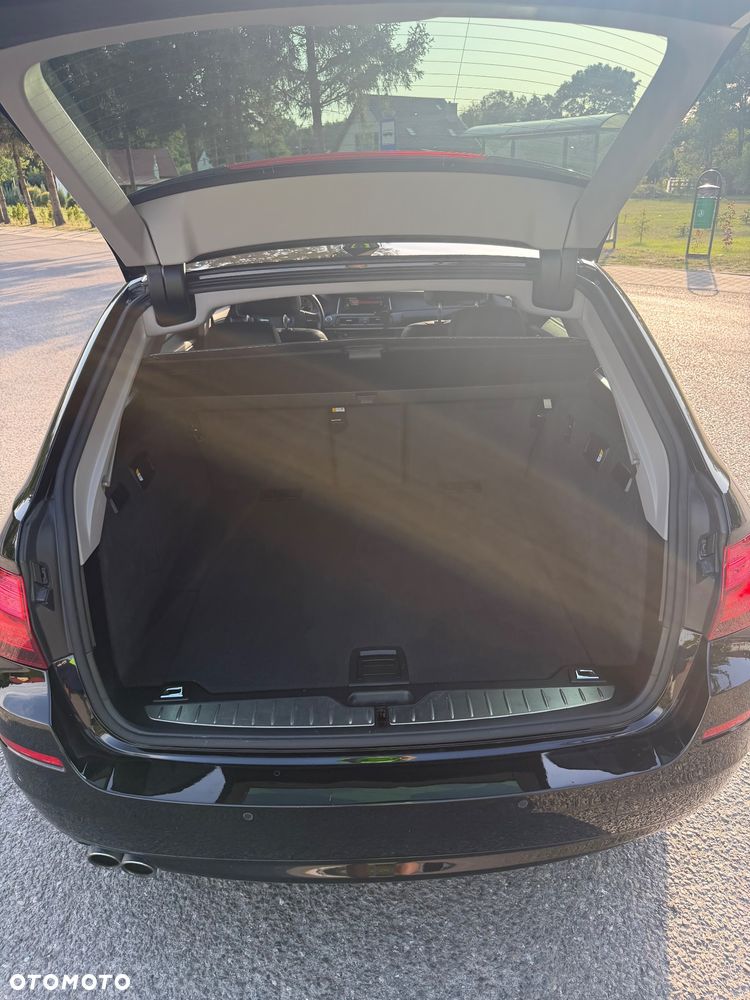 BMW Seria 5 520d - 14