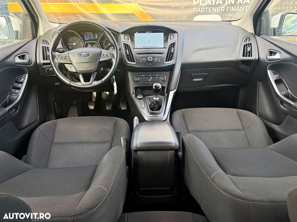 Ford Focus 1.5 TDCi Titanium - 8