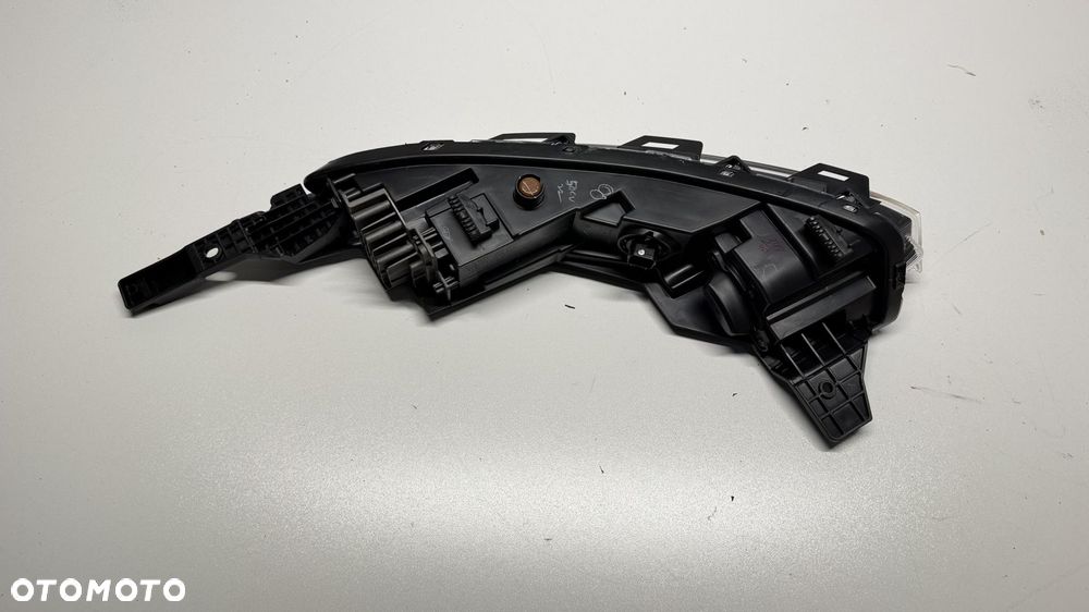 LAMPA PRAWA PRZEDNIA GÓRNA HYUNDAI BAYON  92208Q0500 NOWA OEM - 4
