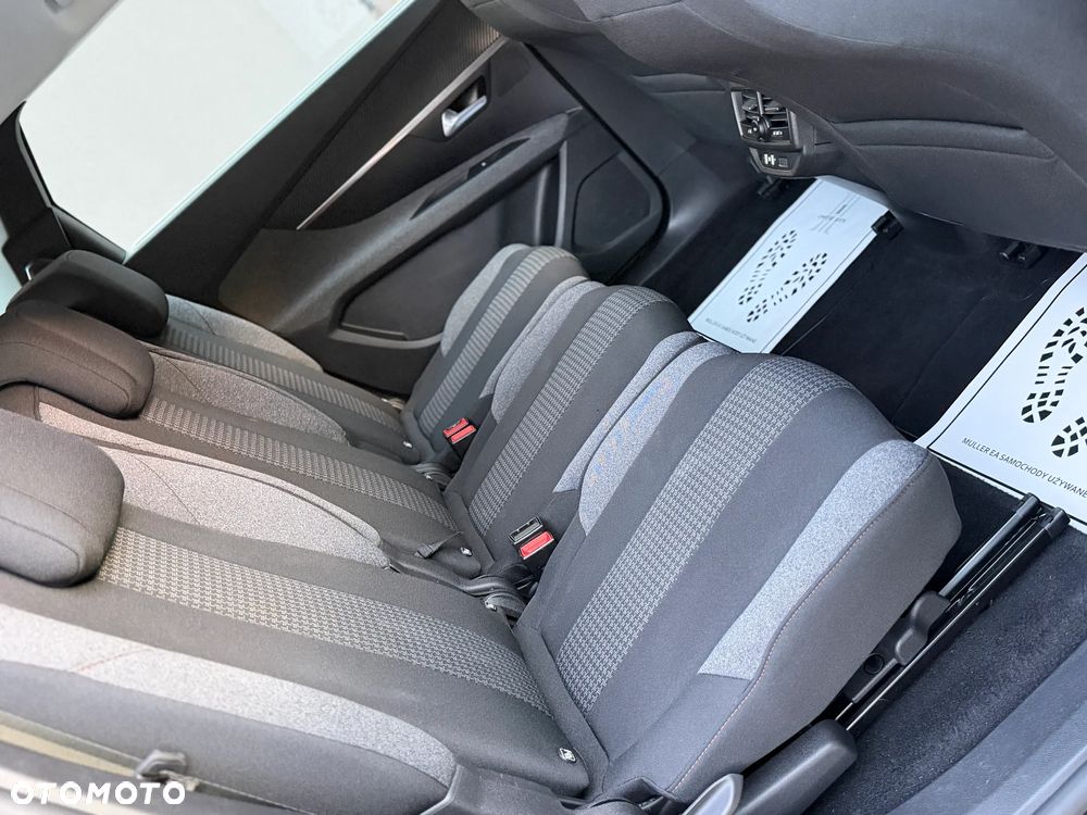 Peugeot 5008 1.5 BlueHDi Active Pack S&S - 23
