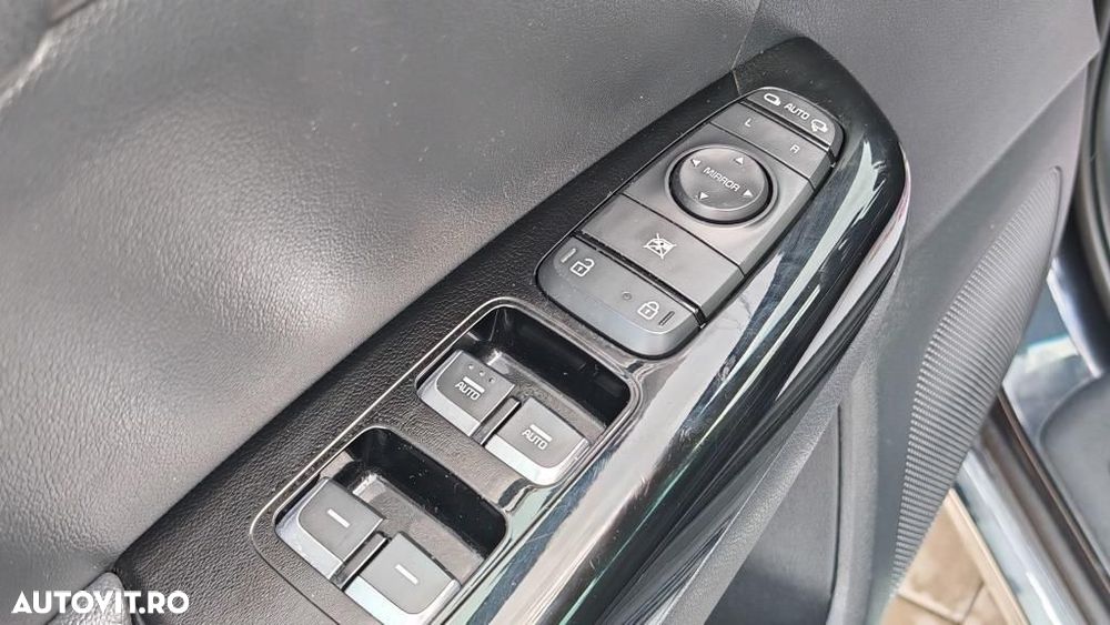 Kia Sportage - 24