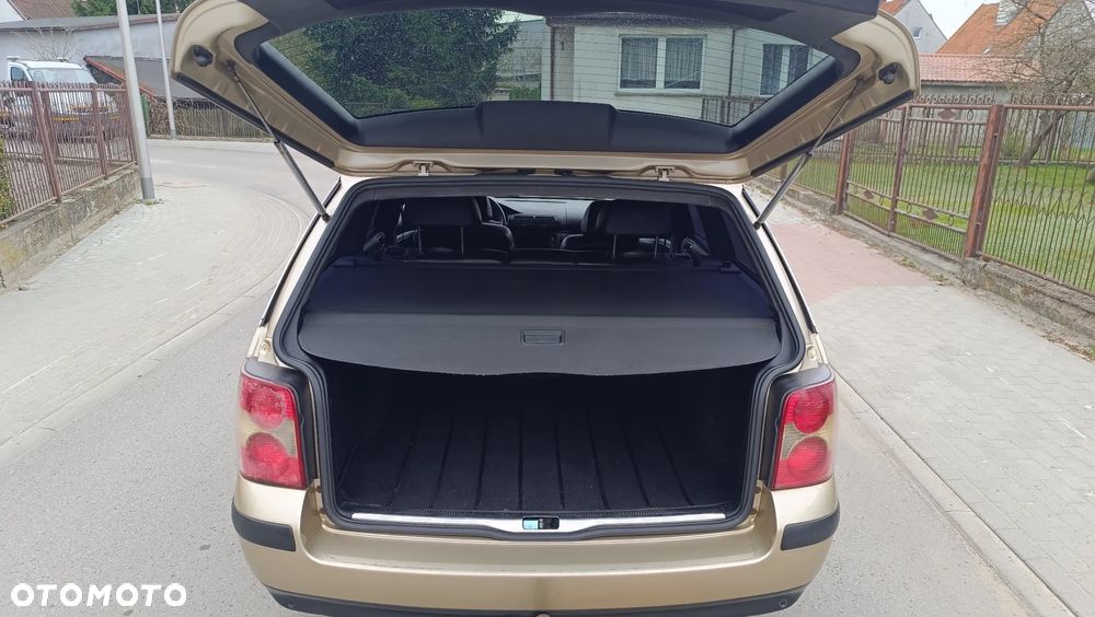 Volkswagen Passat 2.0 Exclusive - 14