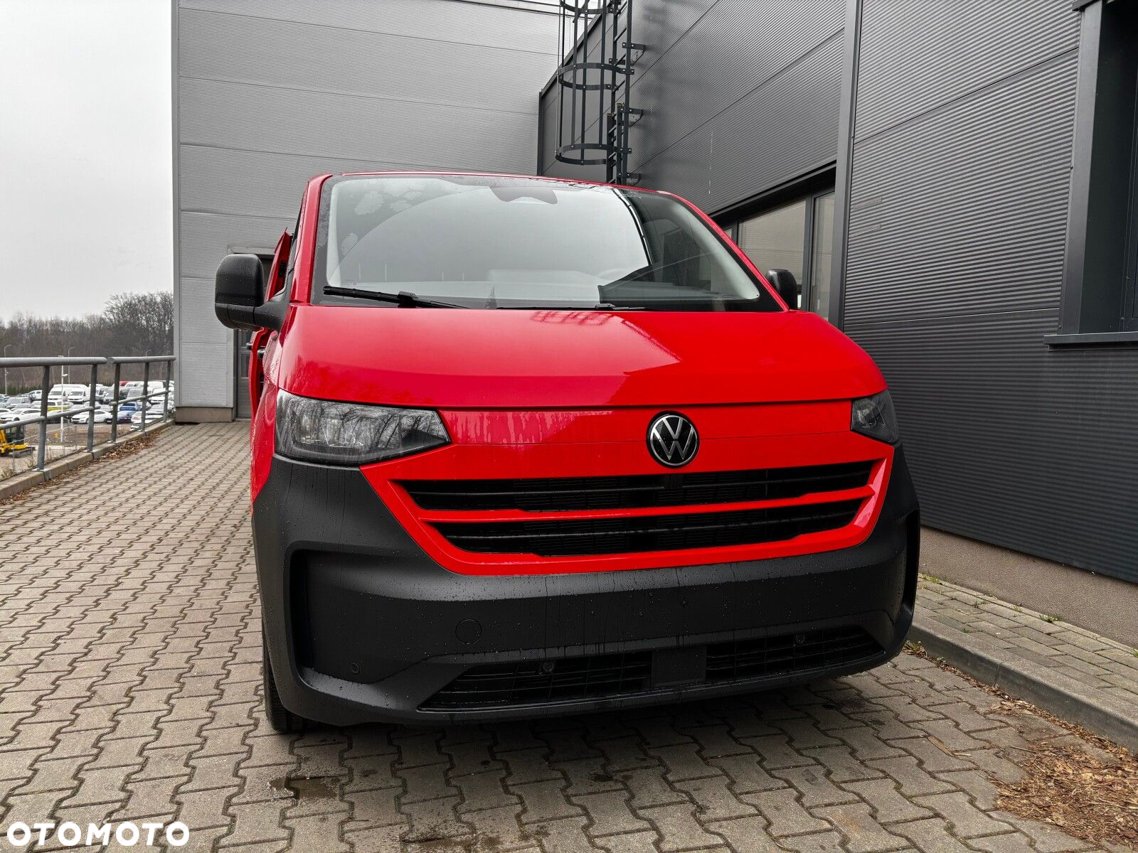 Volkswagen Transporter L2 2.0 TDI 150 KM 6-bm - 10
