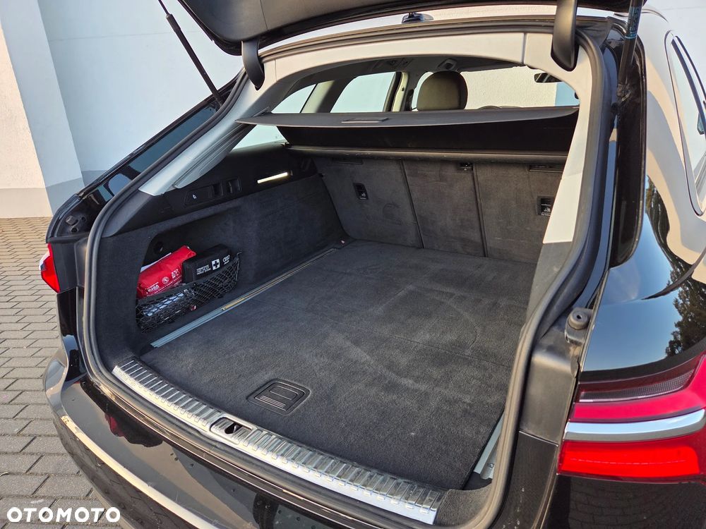 Audi A6 Avant - 9