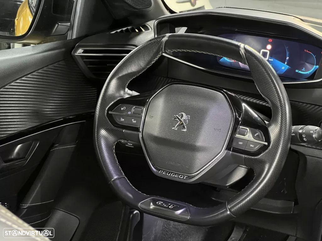 Peugeot 208 1.2 PureTech GT - 30