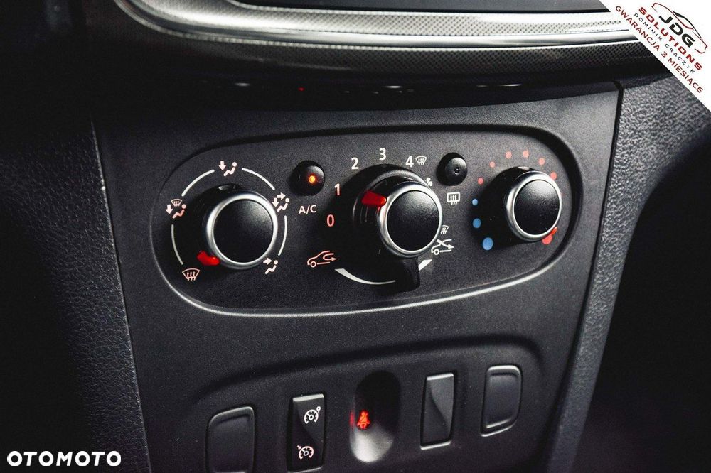 Dacia Logan TCe 90 (S&S) Stepway - 27