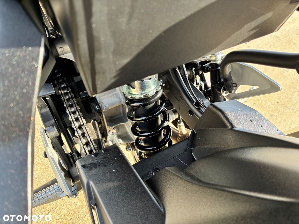 Kawasaki Ninja 400 - 7