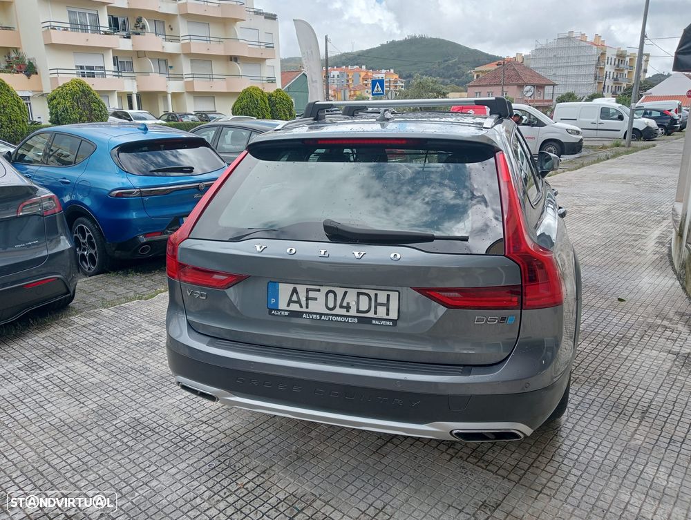 Volvo V90 D5 AWD Geartronic Momentum Pro - 9