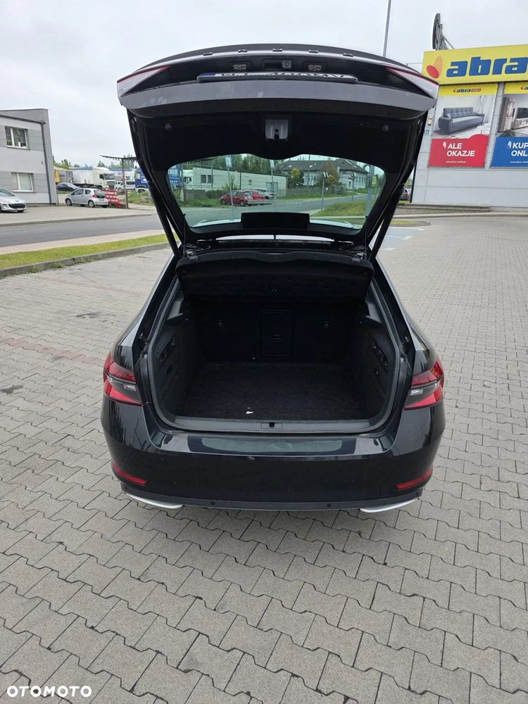 Skoda Superb 2.0 TDI SCR Sportline DSG - 13