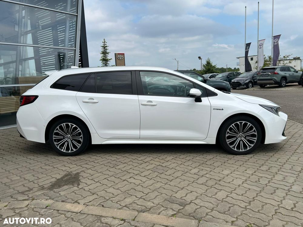 Toyota Corolla - 3