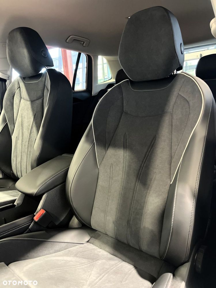 Volkswagen Tiguan 1.5 eTSI Elegance DSG - 13