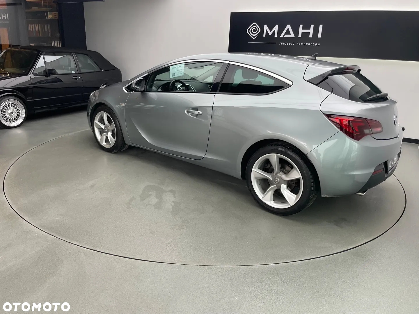 Opel Astra IV GTC 2.0 CDTI Sport - 6