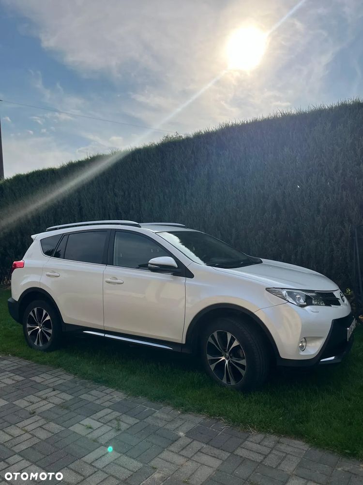Toyota RAV4 2.0 D-4D Premium - 3
