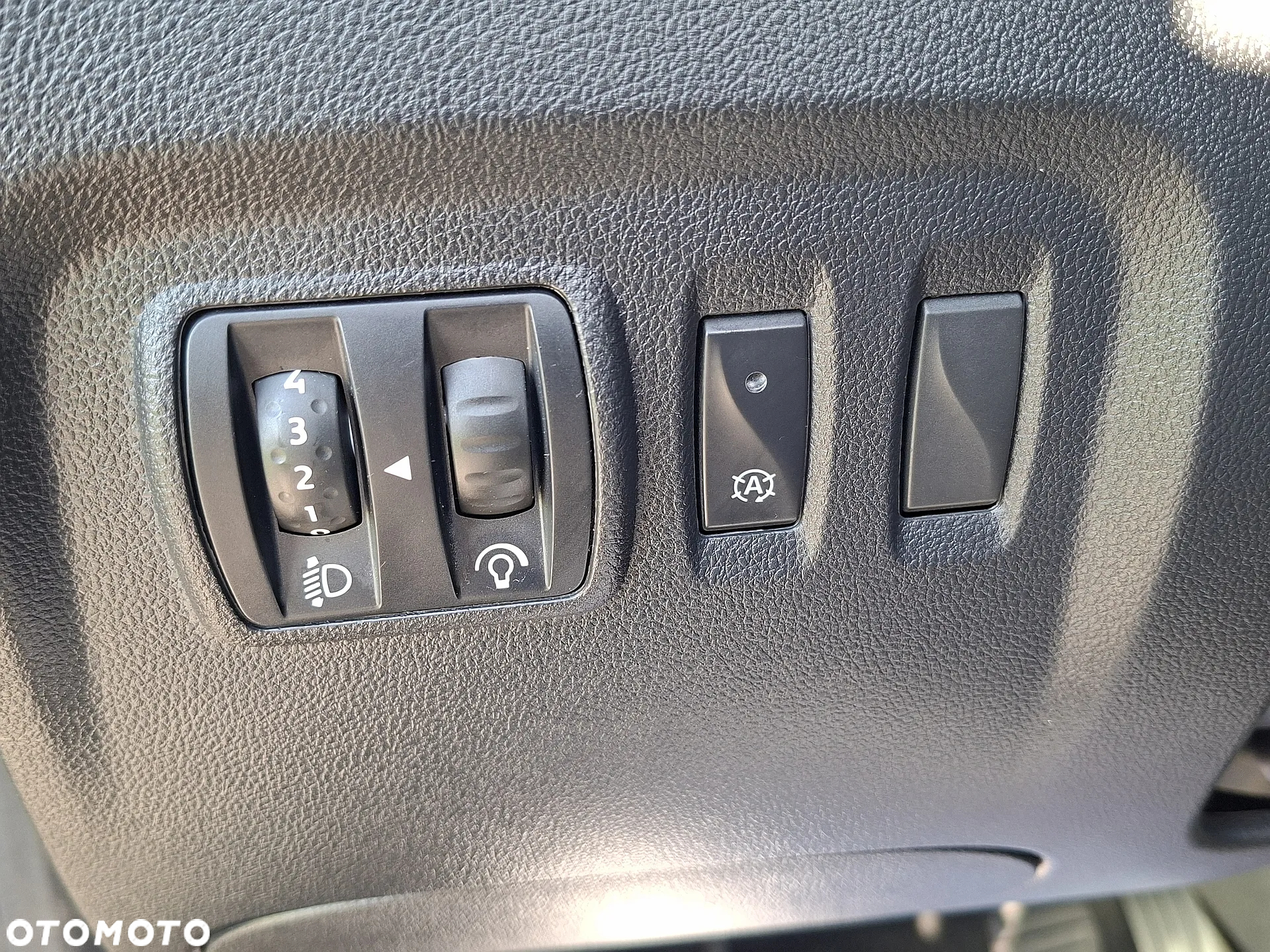Renault Captur - 17