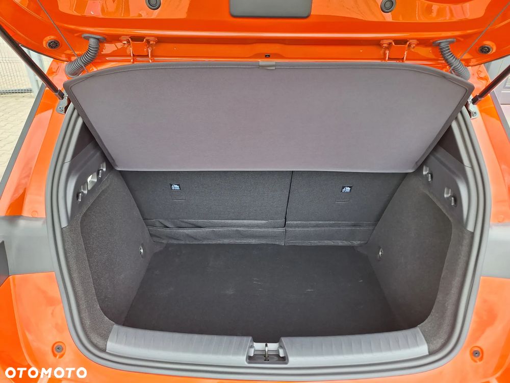 BYD Dolphin Boost E-CVT - 11