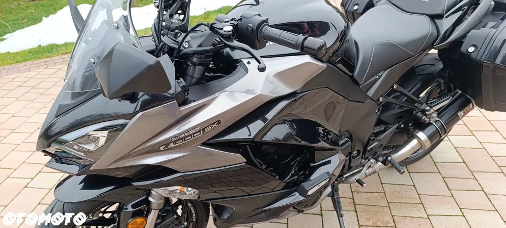 Kawasaki Ninja 1000 SX - 15