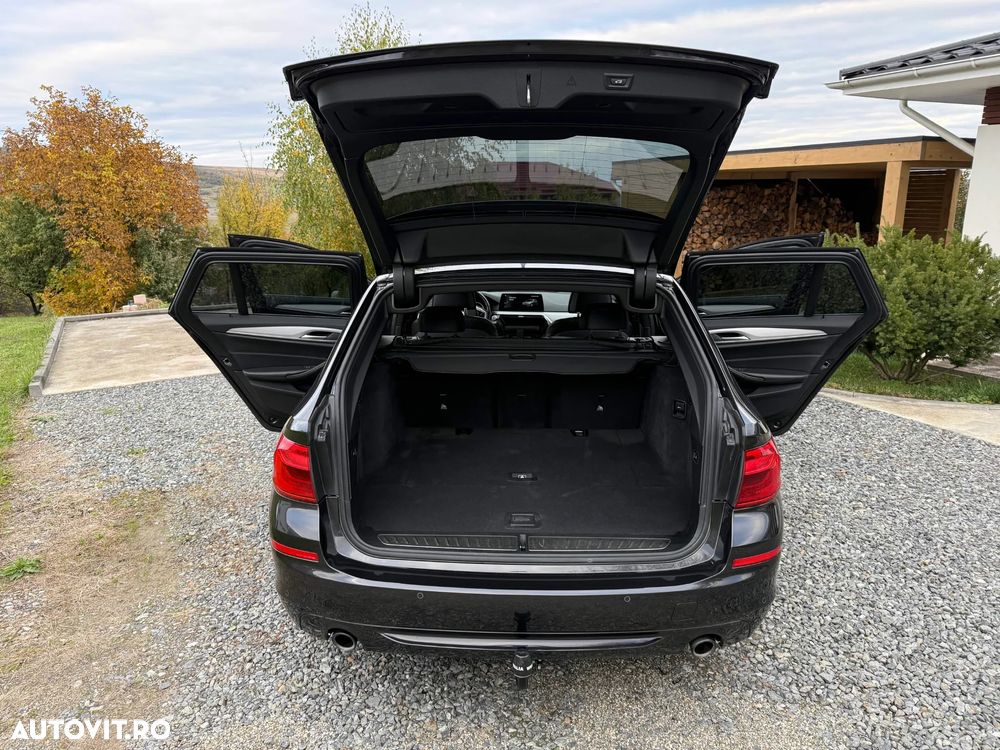BMW Seria 5 520d xDrive AT - 9