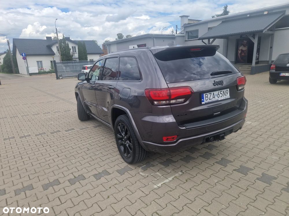 Jeep Grand Cherokee - 4