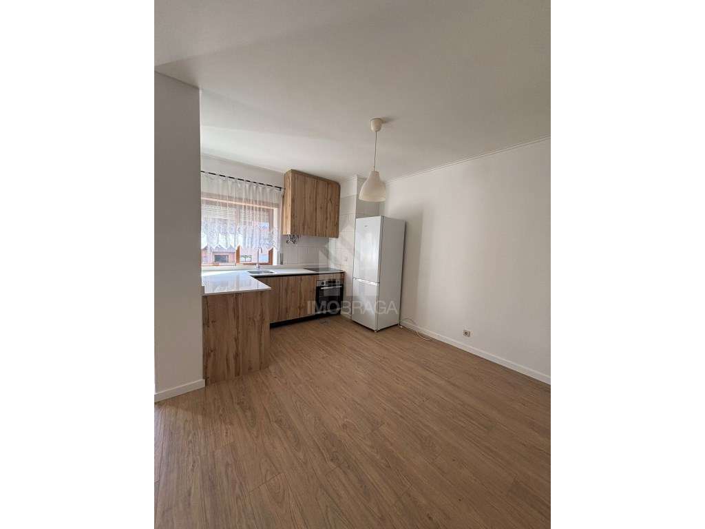 Arrendamento Apartamento T1 - S. Vitor - Grande imagem: 2/12