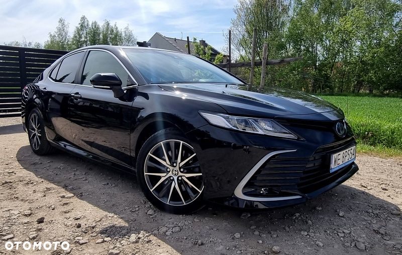 Toyota Camry - 8